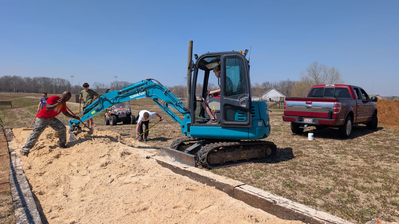 The M&T Dirt Works crew at work in North Alabama